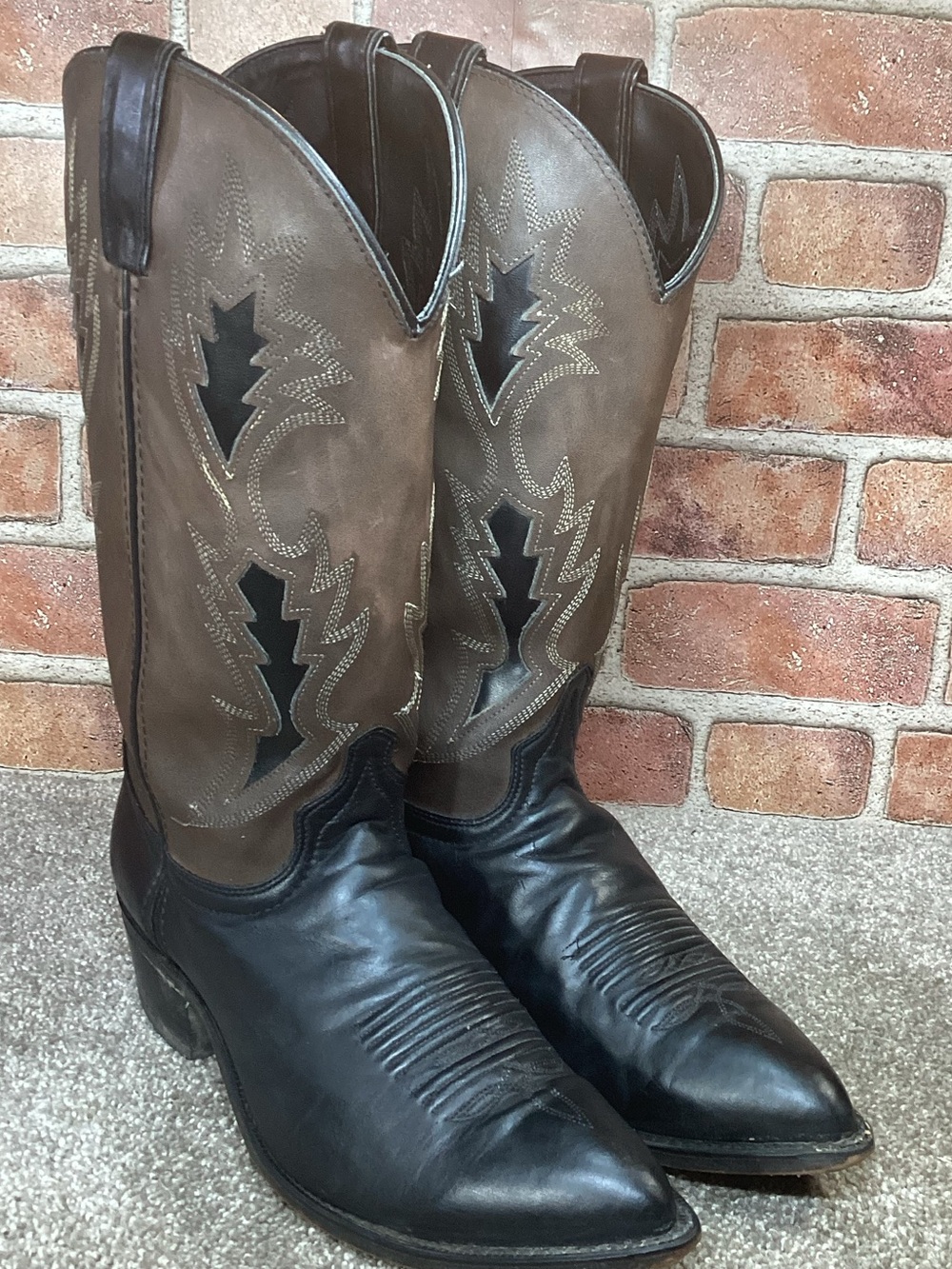 Laredo Men’s western cowboy boots size 10 D